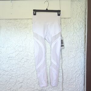 Lululemon White High-Waisted Leggings